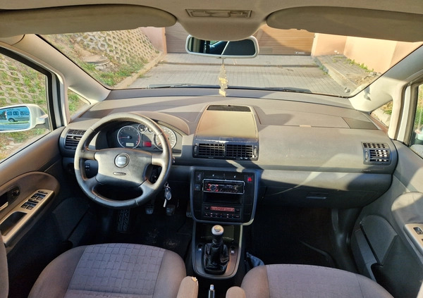 Seat Alhambra cena 9999 przebieg: 300000, rok produkcji 2005 z Solec Kujawski małe 121